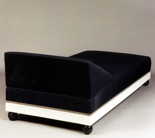 Day bed